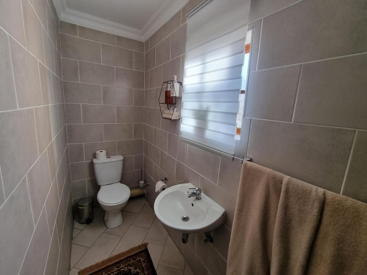Valley View Dullstroom - Check In At The Highlander Hotel Экстерьер фото