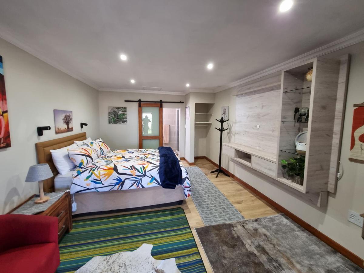 Valley View Dullstroom - Check In At The Highlander Hotel Экстерьер фото